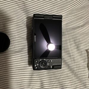 SONY ZV-1F
